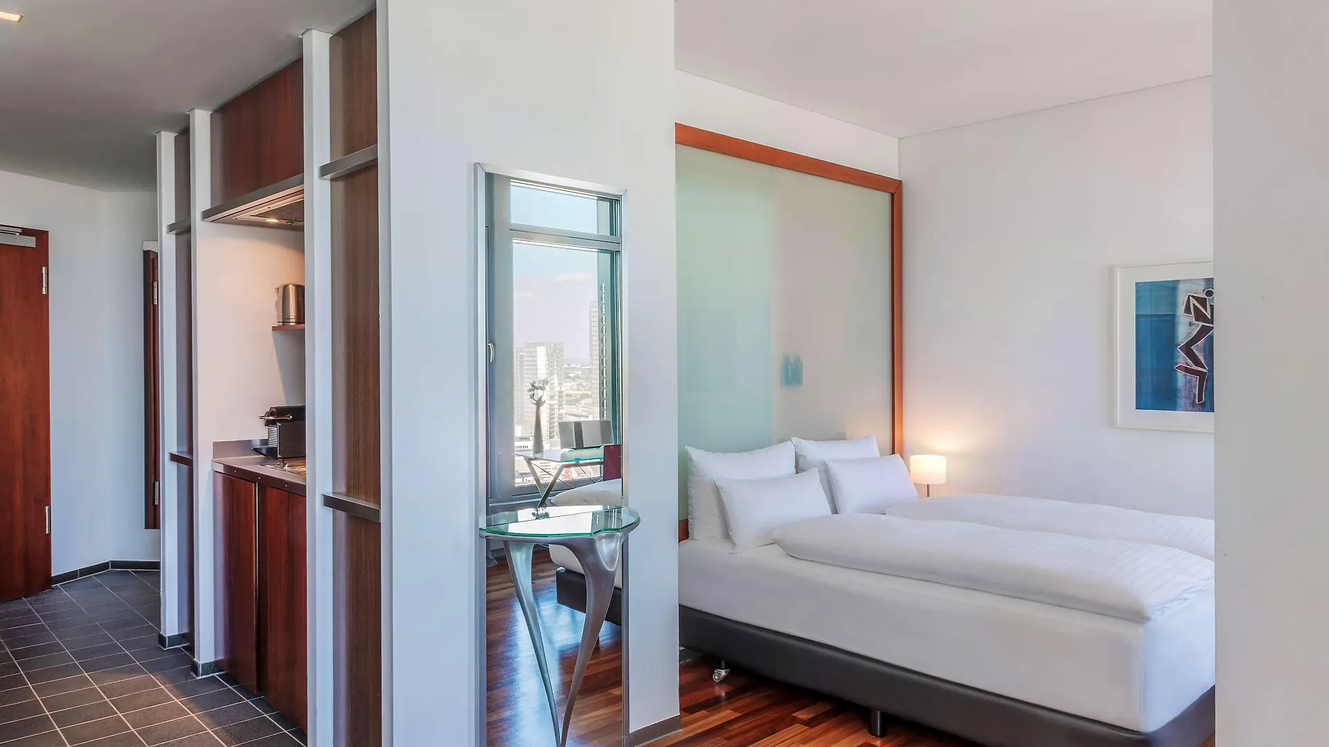 Innside By Melia Frankfurt Eurotheum Frankfurt am Main