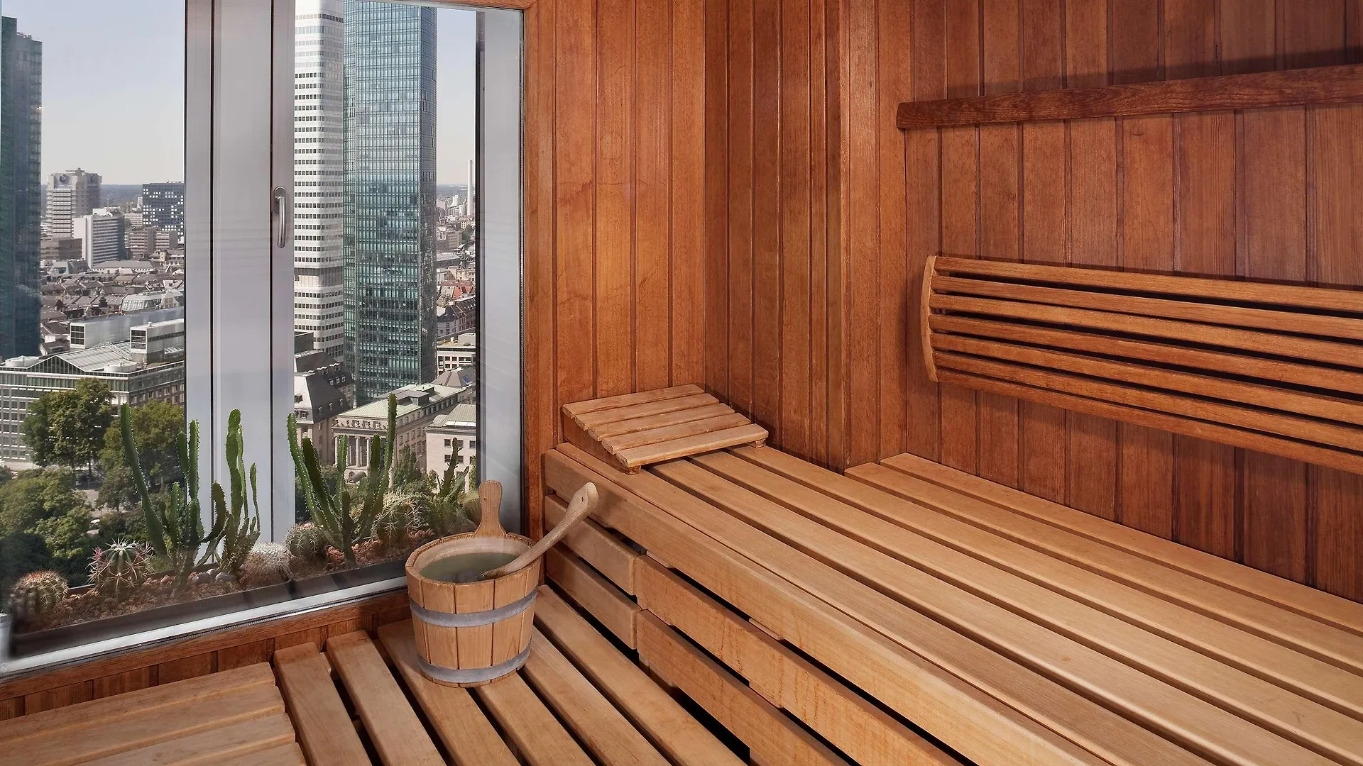 **** Hotel Innside By Melia Frankfurt Eurotheum Frankfurt am Main Germany